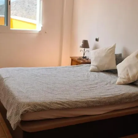 Apartament With A Serene Ocean And Mountain View Costa Adeje (Tenerife)